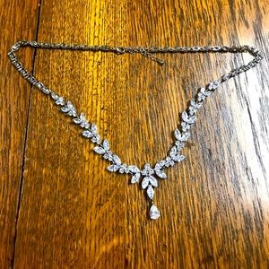 Bridal necklace